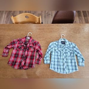 Wrangler pearl snap shirts. Kid’s XXS 0/2. EUC